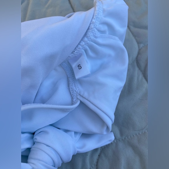 White one piece cut out swim suit size small - Picture 3 of 4